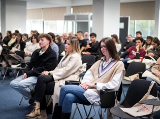 dan_stipendista0008-011225 (1).jpg